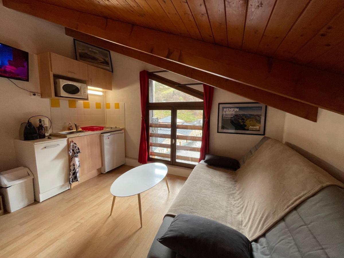 Studio 1411 Appartement Ustou Buitenkant foto