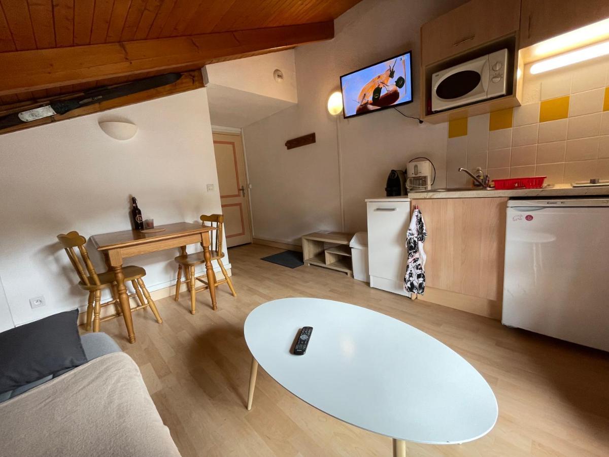 Studio 1411 Appartement Ustou Buitenkant foto